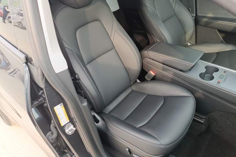 Used Tesla Model Y 2024 Rear-Wheel-Drive Version