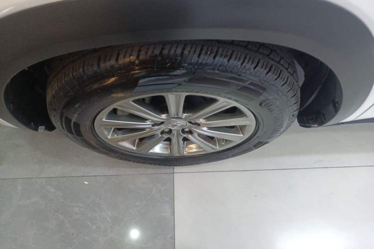 Used Lexus NX 2015 200 Front-Wheel Drive X-Trail SE Edition