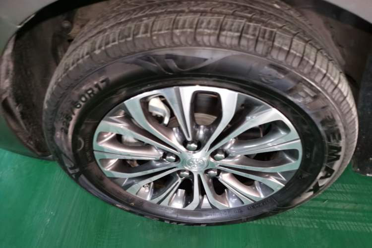 Used Buick GL8 2022 Land Business Class 652T Luxury Model
