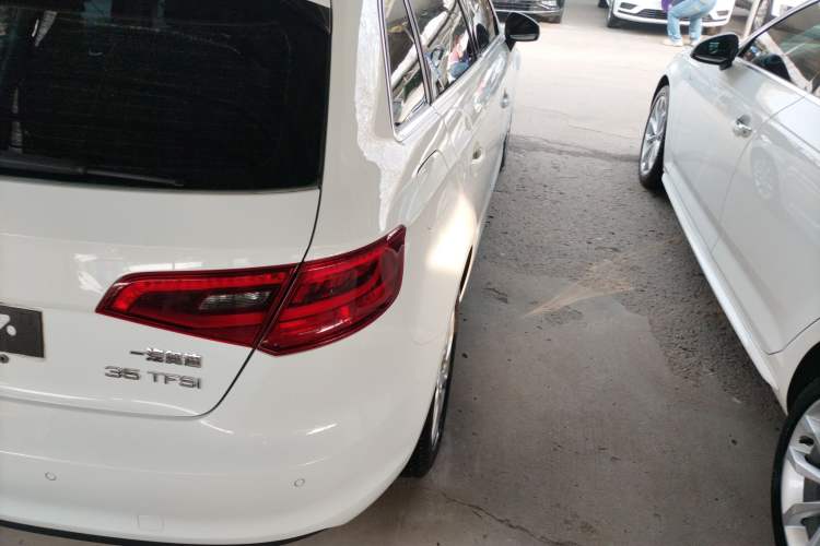 Used Audi A3 2015 Sportback 35 TFSI Millionth Anniversary Intelligent Leading Model
