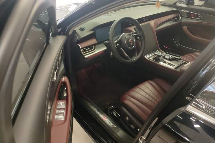 Used Hongqi H5 2023 2.0T Automatic Smart Connect Flagship Edition

