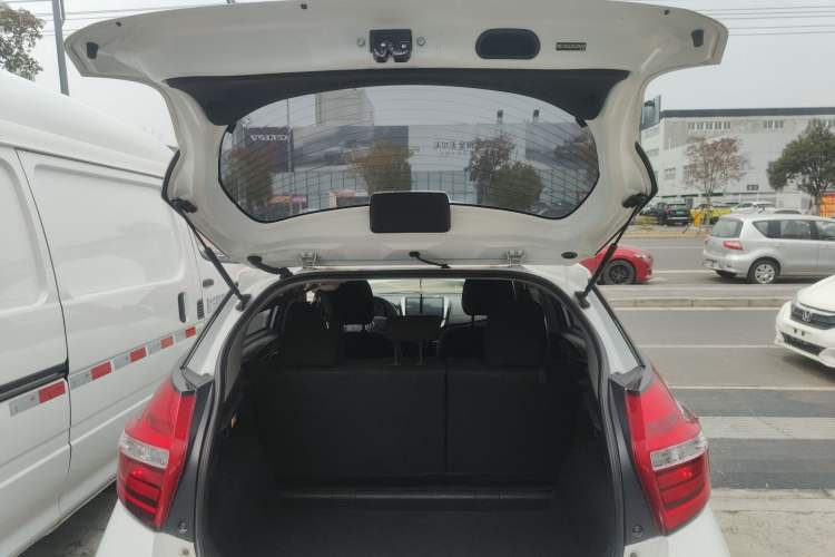 Used Toyota YARiS L Zhi Xian 2016 Revised 1.5E CVT Charming Edition