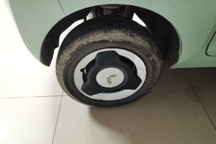 Used Wuling Hongguang MINIEV 2022 Macaron Premium Model – Lithium Iron Phosphate