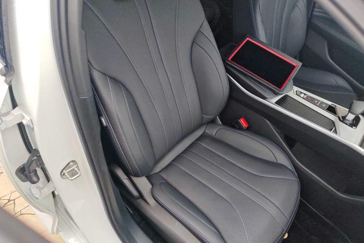 Used Geely Auto Preface 2025 Dongfang Yao 1.5TD Fuyao Edition
