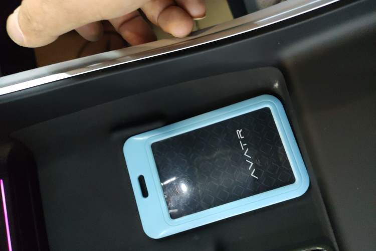 Used  11 2024 630 Rear-Wheel Drive Edition with Three Lasers