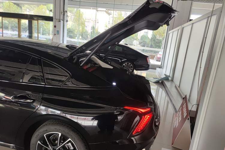 Used Hongqi H6 2024 2.0T ZhiMei Edition