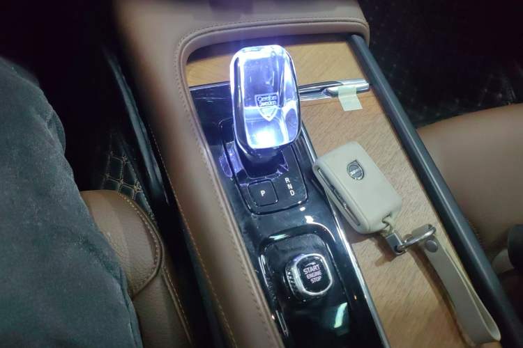 Used Volvo S90 2024 B5 Zhiyi Luxury Edition
