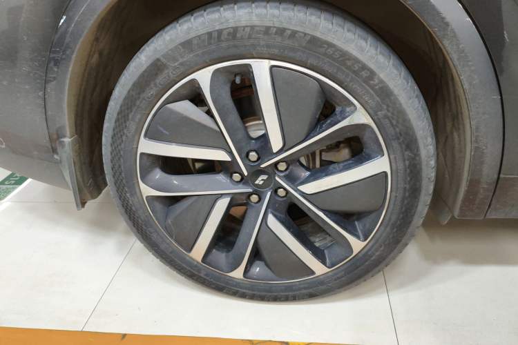 Used Li Auto L9 2022 Max model
