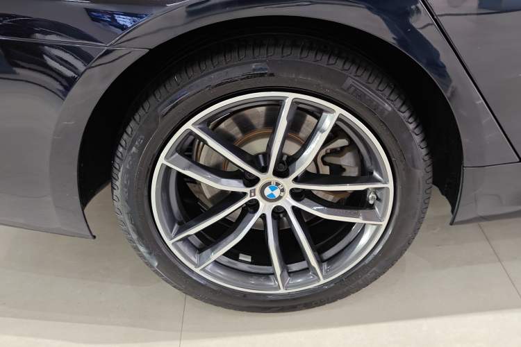 Used BMW 5 Series 2022 Restyled 525Li M Sport Package
