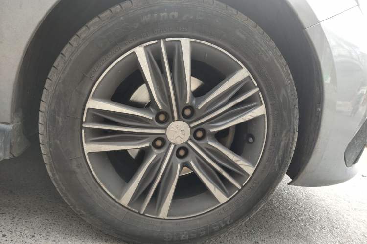 Used Peugeot 308 2016 230THP Manual Fashion Edition
