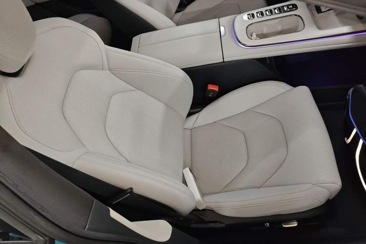 Used  SU7 2024 Four-Wheel Drive Ultra-Long Range Advanced Intelligent Driving Max Edition
