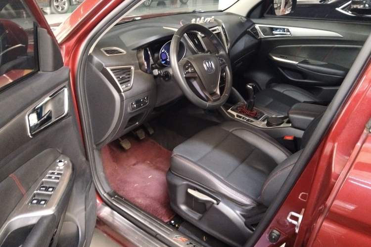 Used Changan CS75 2016 2.0L Manual Luxury Version China V Standard