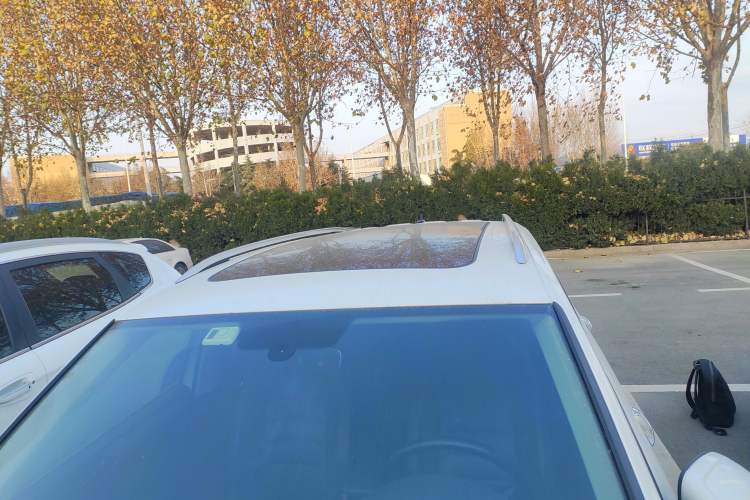 Used Volkswagen Tiguan L 2020 330TSI Automatic Two-Wheel Drive Smart Luxury Edition China VI Standard
