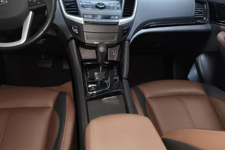 Used Dongfeng Aeolus AX7 2018 1.6T Automatic Luxury Special Edition