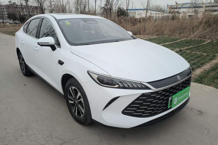 Used BYD Qin PLUS 2025 DM-i Smart Drive 120KM Superior Model
