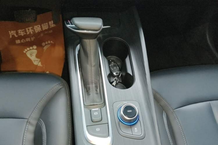 Used Buick Velite 6 2023 430km Range Commuter Version
