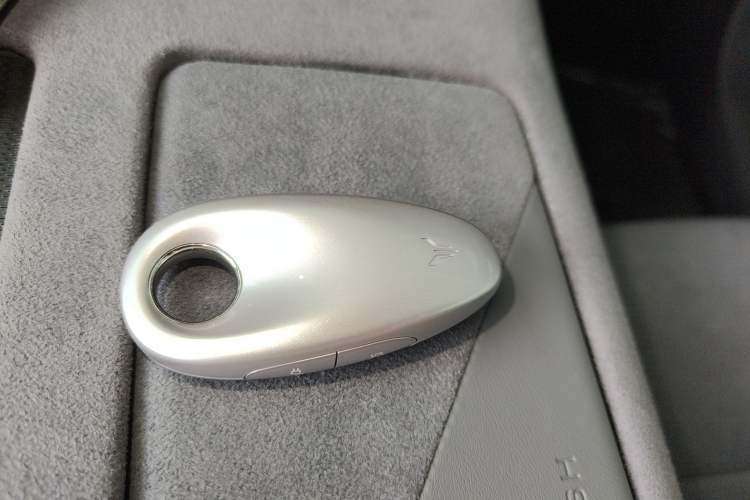 Used VOYAH PASSION 2024 PHEV Four-Wheel Drive Ultra-Long Range Executive Edition
