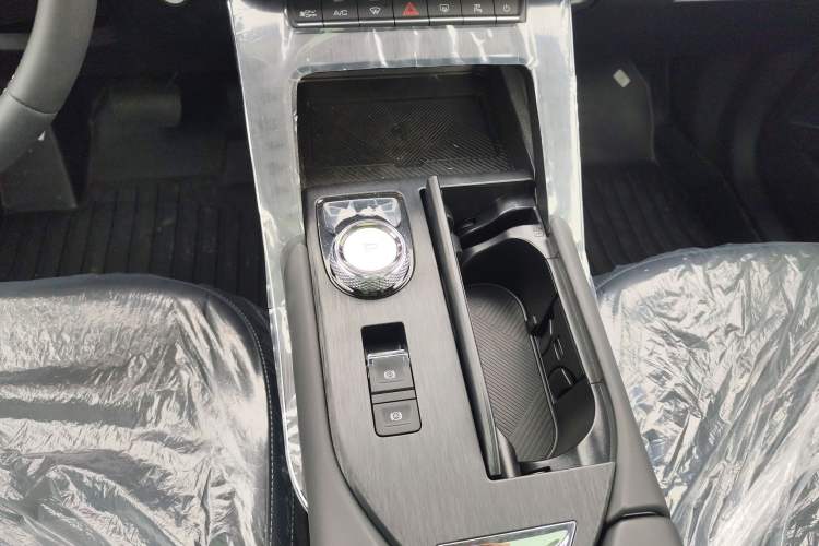 Used Haval H6 New Energy 2023 DHT-PHEV 110KM Long-Range Edition