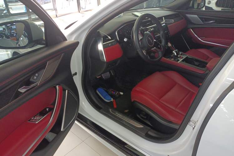 Used Jaguar XFL 2021 XFL 2.0T P250 All-Wheel-Drive Shimmering Black Sport Edition
