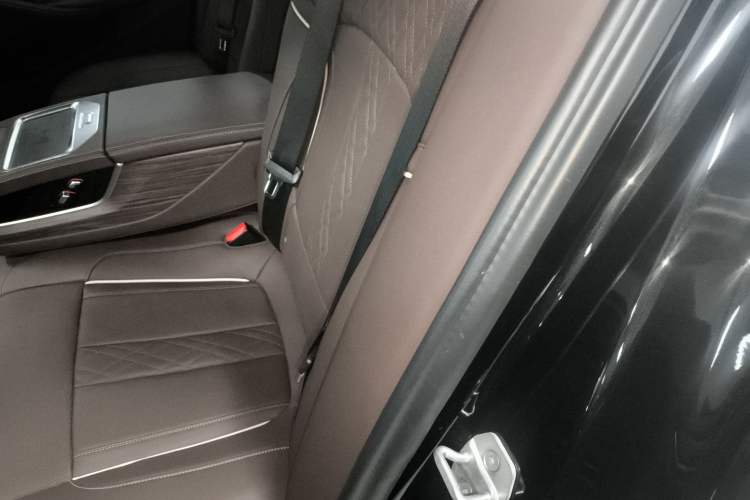 Used BMW 5 Series 2023 530Li Luxury Edition Premium Package