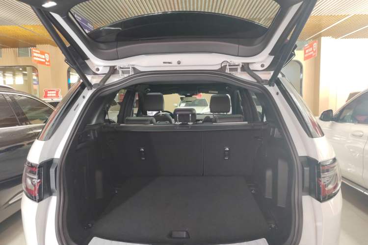 Used Land Rover Discovery Sport 2022 Revised Version 249 PS R-Dynamic S Performance Edition 5 Seats