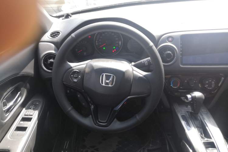 Used Honda XR-V 2017 1.8L EXi CVT Comfort Version
