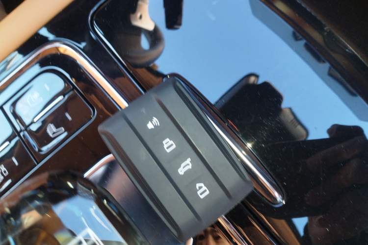 Used Tank 500 New Energy 2023 Hi4-T
