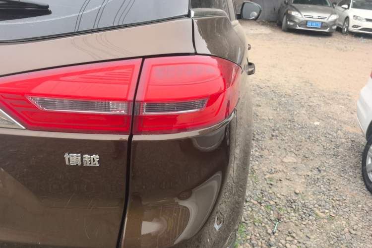 Used Geely Auto Emgrand X7 Sport 2016 1.8TD Automatic Smart Model
