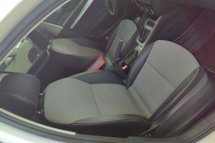 Used Skoda Octavia 2016 1.6L Automatic Chuanxing Edition
