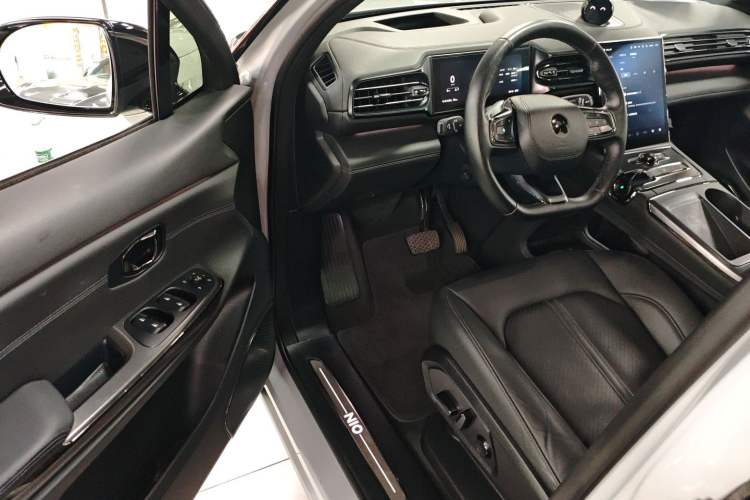 Used Nio ES6 2019 430KM First-Edition Commemorative Version
