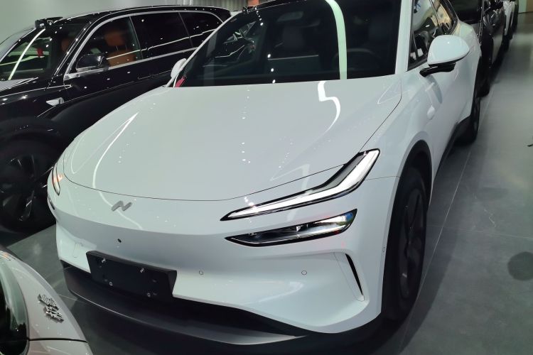 Used ONVO L60 2024 60 kWh Rear-Drive Version
