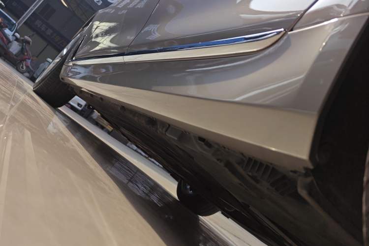 Used BMW 7 Series 2018 730Li Leading Model Excellence Package
