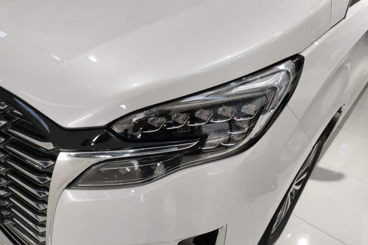 Used Buick GL8 2023 ES Lu Zun Comfort Model
