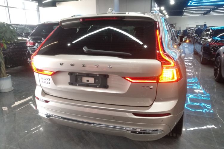 Used Volvo XC60 New Energy 2025 Plug-in Hybrid Long-Range All-Wheel Drive Smart & Luxurious Edition