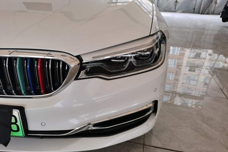 Used BMW 5 Series New Energy 2020 Mileage Upgrade Version 530Le Luxury Package
