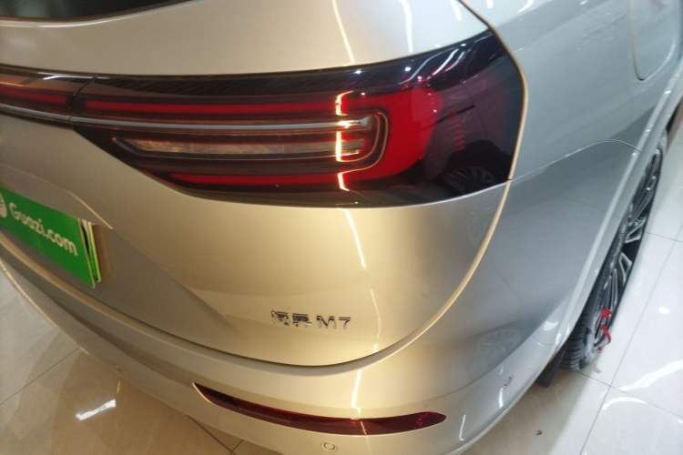 Used Hima AITO M7 2024 1.5T Rear-Drive Plus Version 5 Seats
