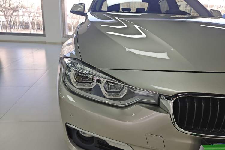 Used BMW 3 Series 2017 320Li Fashion Model
