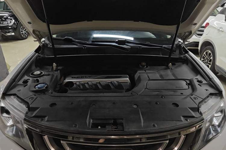 Used Geely Auto Emgrand X7 Sport 2018 1.8TD Automatic Two-Wheel Drive Smart Connect 4G Internet Edition
