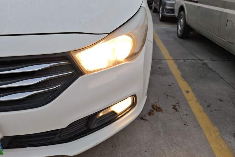 Used GAC Trumpchi GA3S Vision 2014 1.6L Manual Elite Edition