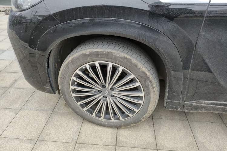 Used Chery Tiggo 9 2025 2.0T Dual-Clutch Two-Wheel Drive Luxury Edition 7 Seats
