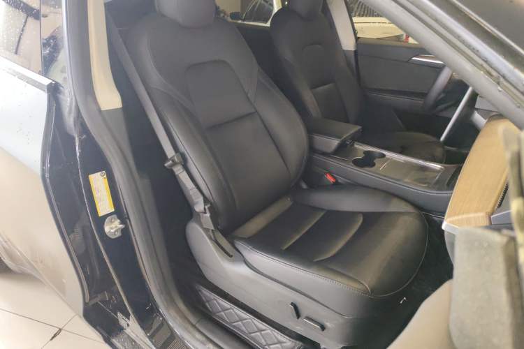 Used Tesla Model Y 2022 Performance High-Performance All-Wheel-Drive Version
