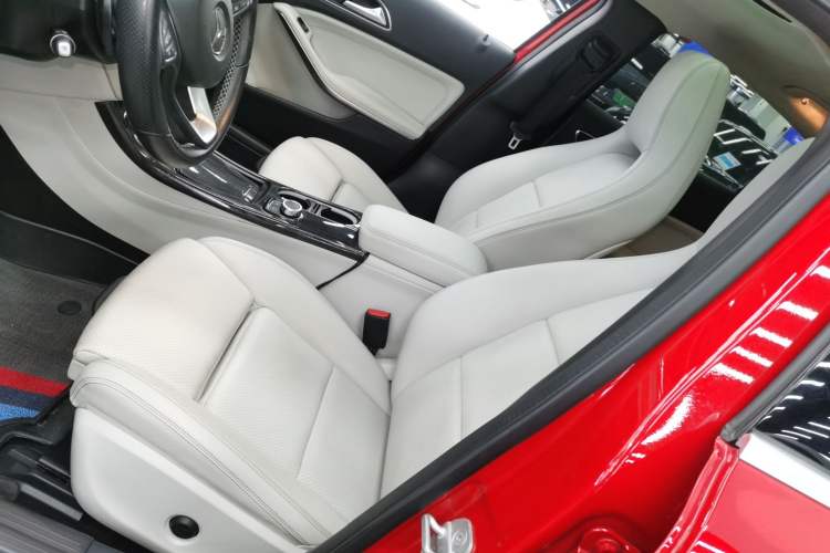 Used Mercedes-Benz GLA 2016 GLA 200 Fashion Model
