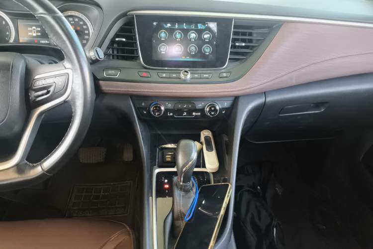 Used Buick GL6 2018 18T 5-seat Luxury Model
