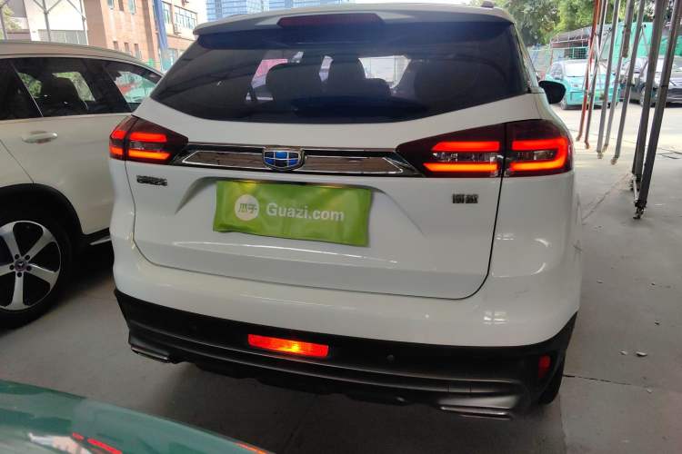 Used Geely Auto Emgrand X7 Sport 2018 1.8TD Automatic Two-Wheel Drive Smart Connect 4G Internet Edition
