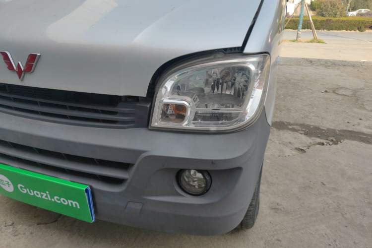 Used Wuling Zhiguang 2015 1.2L Practical LS-I Model