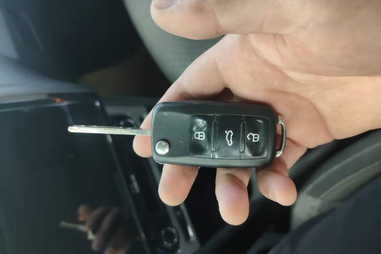 Used Volkswagen Polo 2018 1.5L Cross Polo Automatic