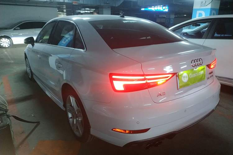 Used Audi A3 2019 Limousine 35 TFSI Fashion Edition China VI Emission Standard