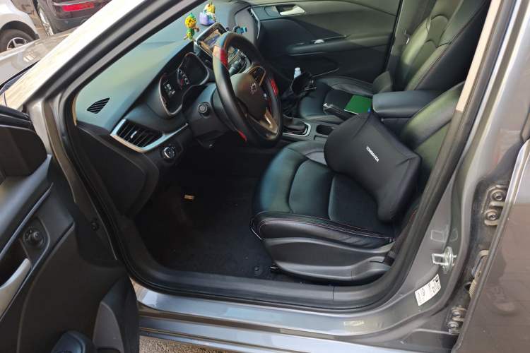 Used Chevrolet Monza 2019 Redline 320T Dual-Clutch Joyful Edition China VI Standard
