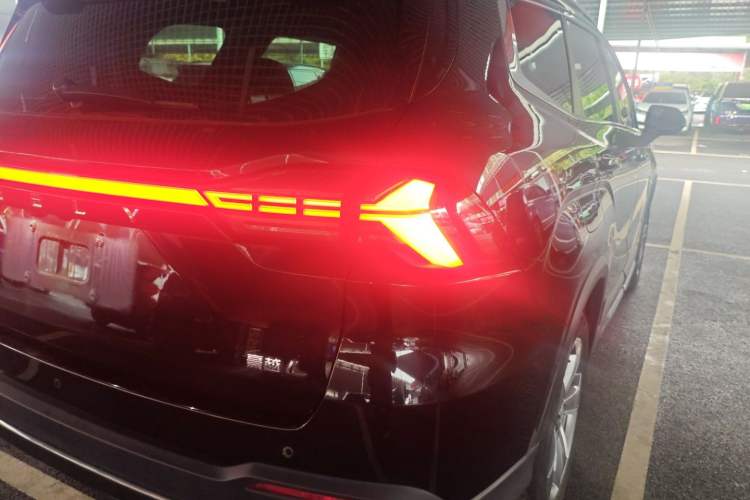 Used Geely Auto Haoyue L 2023 2.0T DCT Prestige Edition
