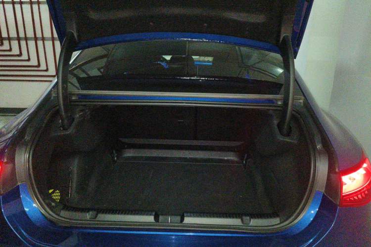 Used Mercedes-Benz EQE 2022 350 First Edition Special Version